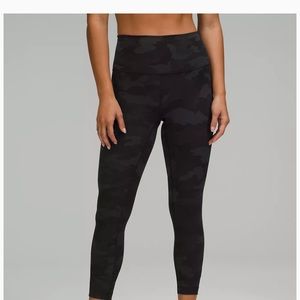 Lululemon Wunder Train camo black/gray sz 0, 25” excellent condition. Used once!